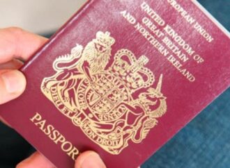 Në çdo 2 minuta një i huaj merr pasaportën në Britani