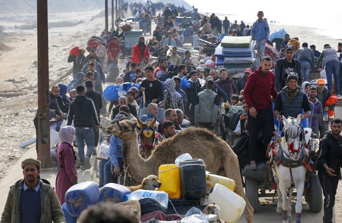 Rindërtimi i shtëpisë sime në Gaza pasi Trump dëshiron që unë të largohem. Kthimi i një gruaje të re në Gazën veriore